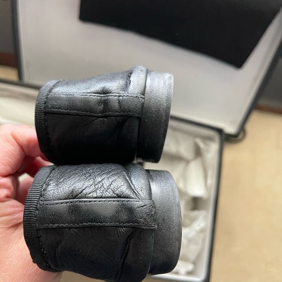 Authentic pre loved Chanel Leather Ballet Flats 36.5 Patent Cap Toe - Picture 6 of 16